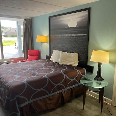 Super 8 By Wyndham Kingsland I-95 Naval Base Area Hotell Exteriör bild